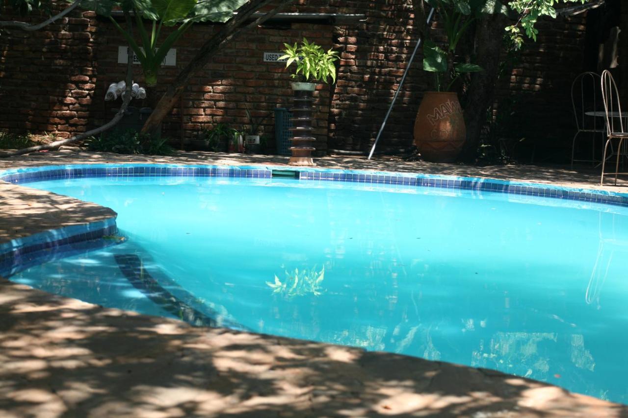 Mawuya Lodge Victoria Falls Exterior foto