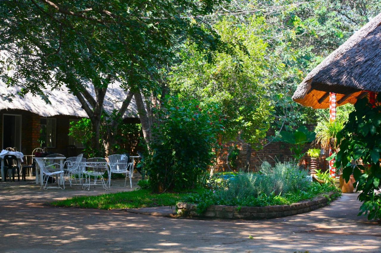 Mawuya Lodge Victoria Falls Exterior foto