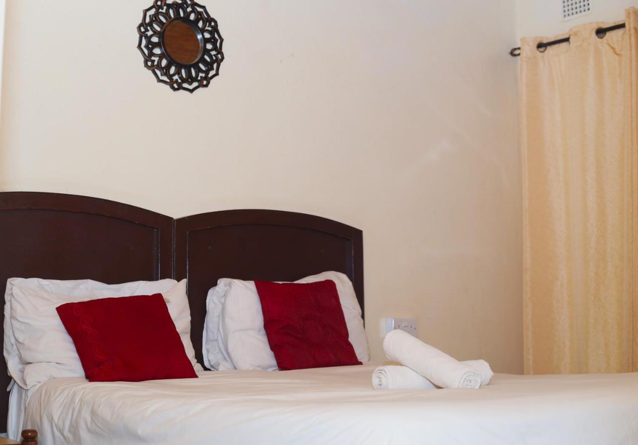 Mawuya Lodge Victoria Falls Exterior foto