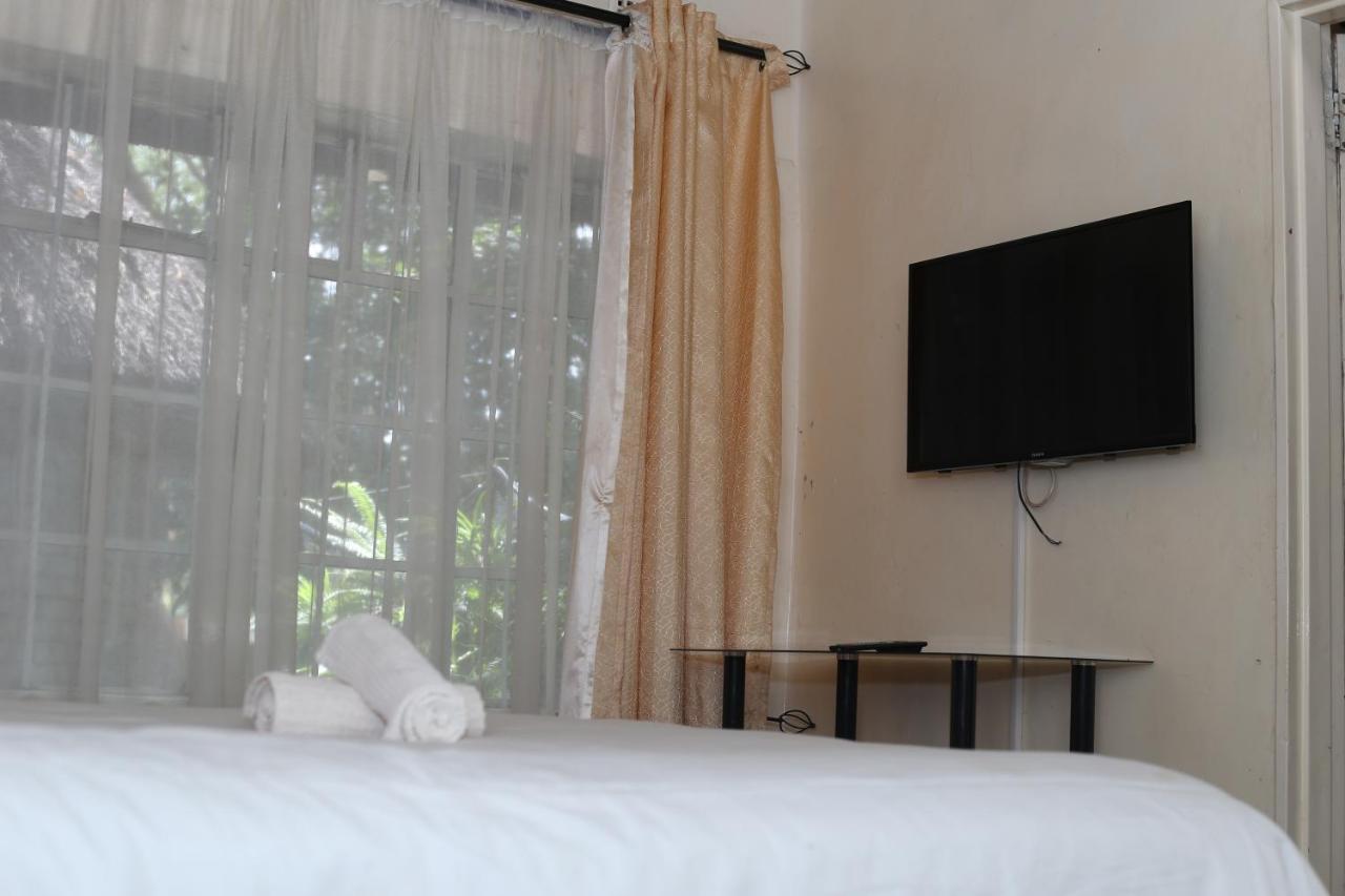 Mawuya Lodge Victoria Falls Exterior foto