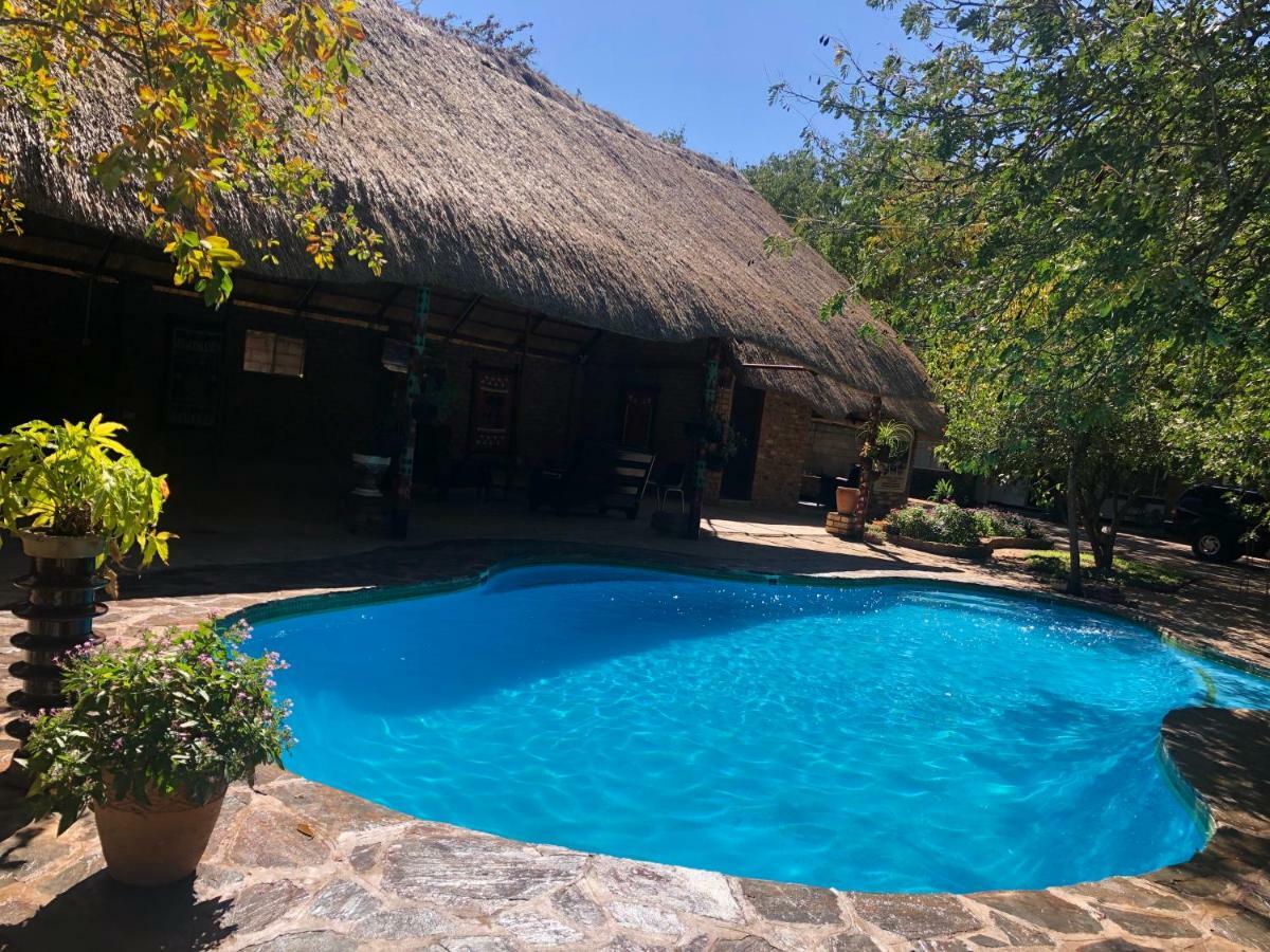 Mawuya Lodge Victoria Falls Exterior foto